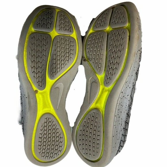 Nike Womens Lunarepic Flyknit Shield Running Shoes - Picture 6 of 7